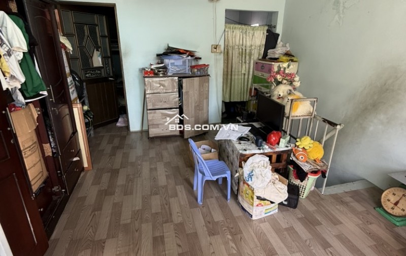 Cực rẻ, chỉ 4.4 tỷ, Nhà 2 Tầng 60m2 HXH Ngay BigC Phú Thạnh, gần Chợ Vải Tân Phú